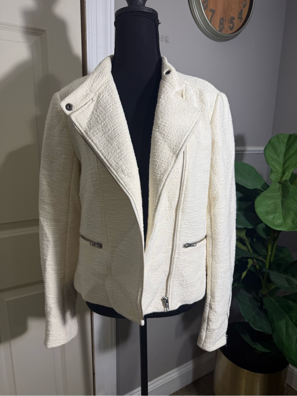 Theory Cream Textured Biker-Style Blazer size medium